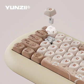 YUNZII C68 機械鍵盤 65%｜多模連線 牛奶線性 PBT鍵帽 RGB背光